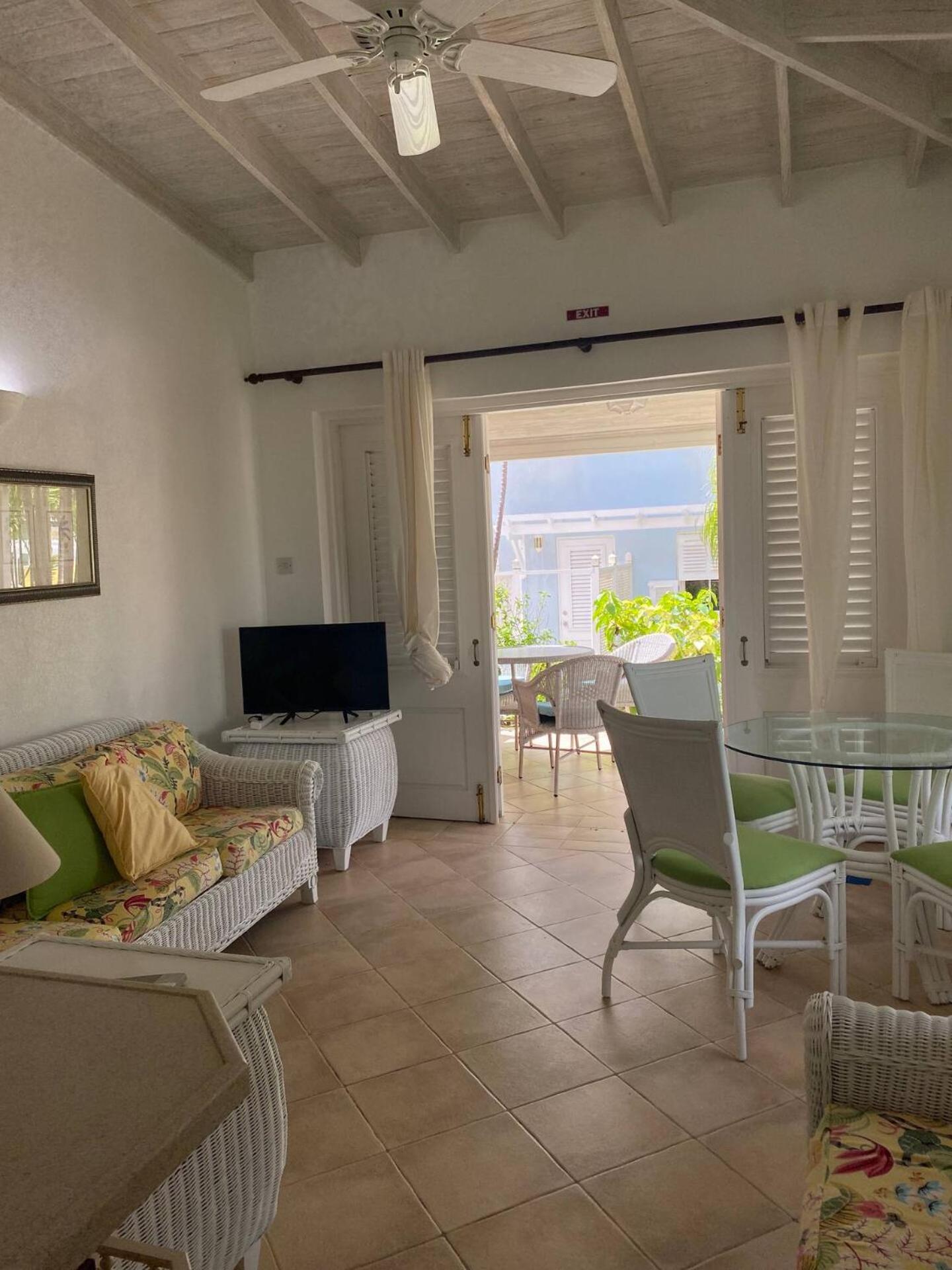 Kings Beach Village Сейнт Питър Екстериор снимка